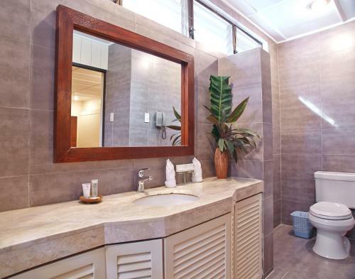 Hotel Cebu White Sands Resort And Spa