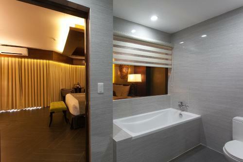 Hotel Cebu White Sands Resort And Spa