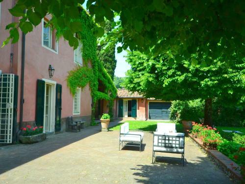 Hostal Holiday Home La Cumbre Lucca