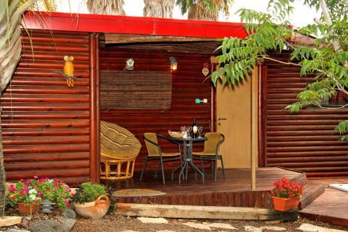 Under The Walnut Tree Shade Lodge