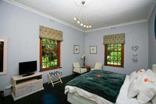 Hostal 4-heaven Guest House