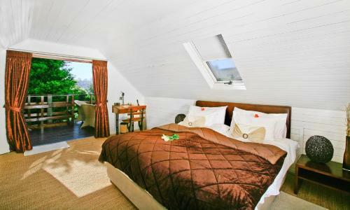 Hostal 4-heaven Guest House
