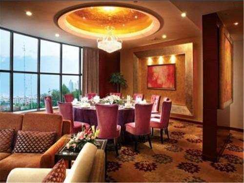 Yuloon Hotel