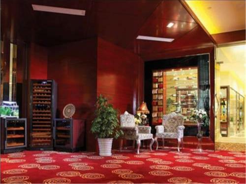 Yuloon Hotel