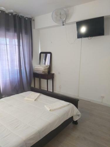 Hostal Residencial Miradoiro Guest House