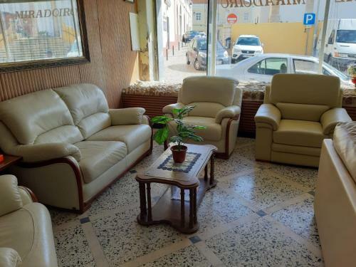 Hostal Residencial Miradoiro Guest House