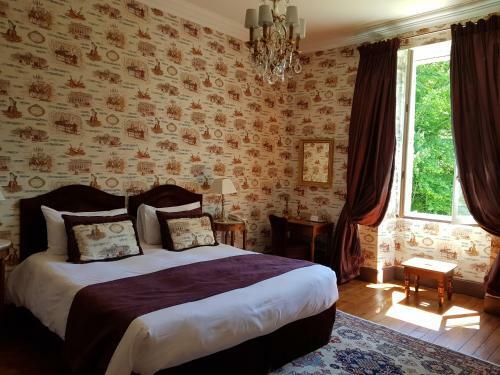 Hotel Chateau De Lalande
