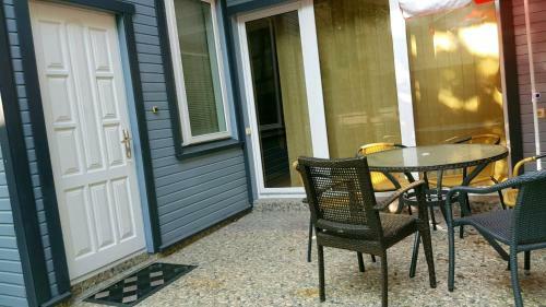 Hostal Elnio Ragas