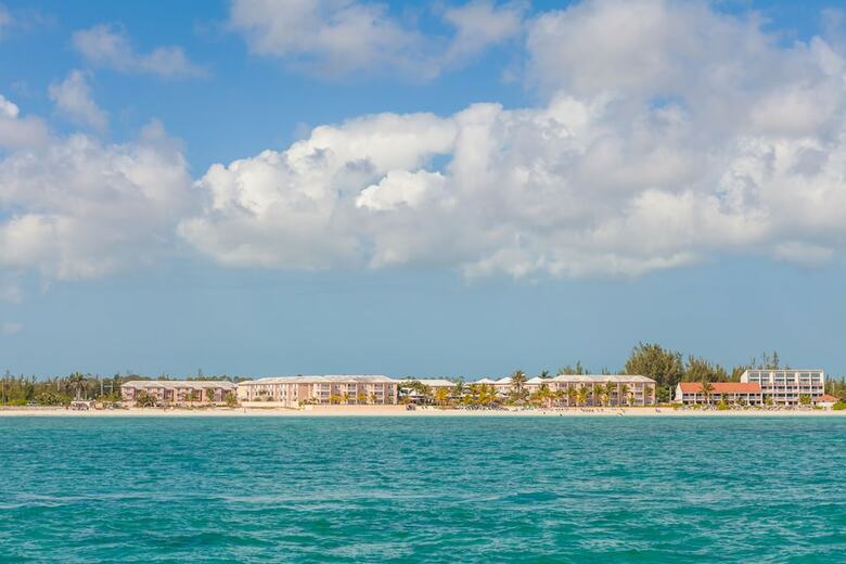 Hotel Island Seas Resort