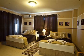Hostal Manglar Lodge