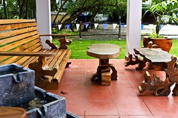 Hostal Manglar Lodge