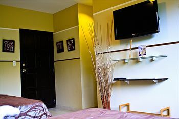 Hostal Manglar Lodge