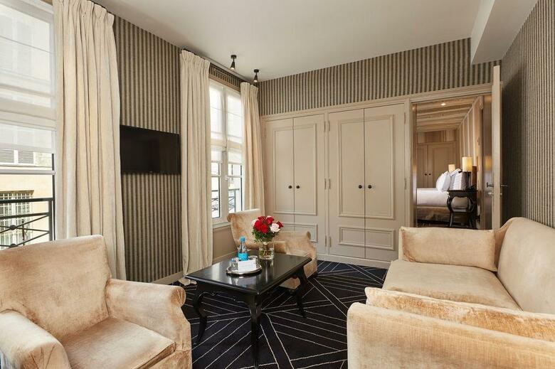 Hotel Pavillon De La Reine