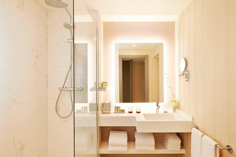 Hotel Renaissance Paris La Defense