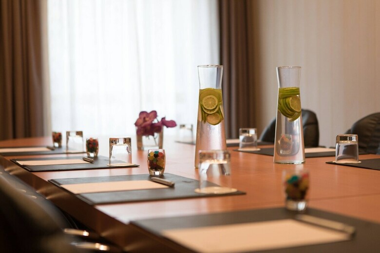 Hotel Renaissance Paris La Defense