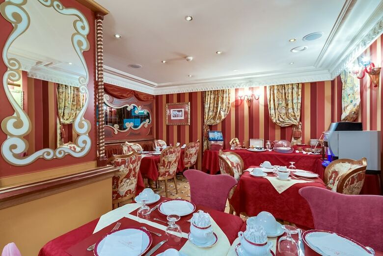 Hotel Villa Royale