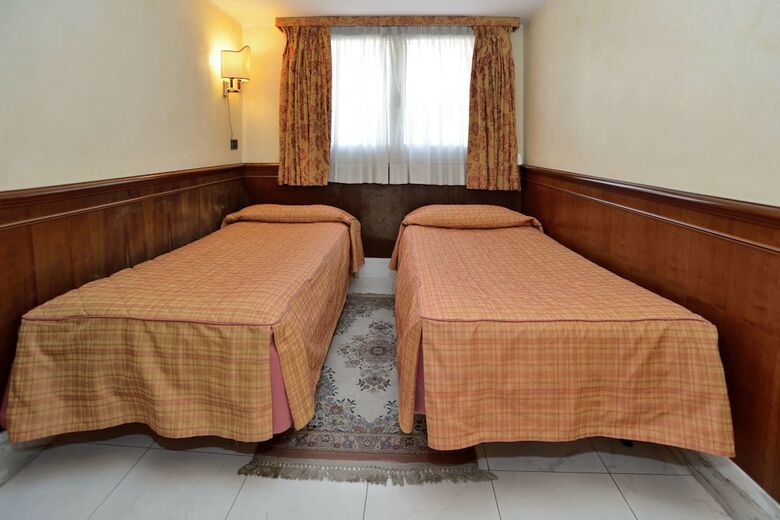 Hotel Hiberia