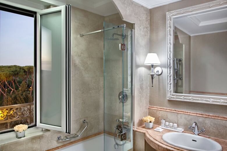 Hotel Marriott Grand Flora