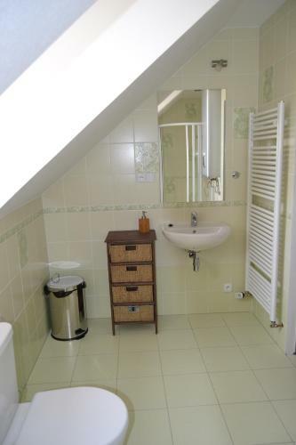 Hostal Ubytov�n� Na H�jence