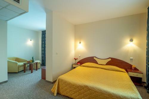 Adamo Hotel