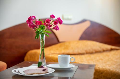 Adamo Hotel