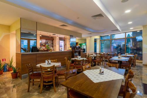 Adamo Hotel