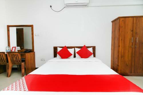 Grand Rovinka Hotel