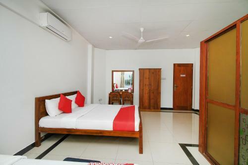 Grand Rovinka Hotel