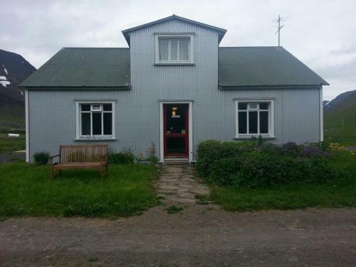 Hostal Guesthouse Kirkjubol In Bjarnardalur