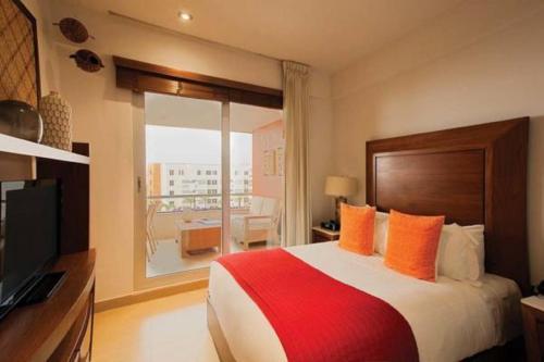 Hotel Aak-bal All Suite Resort