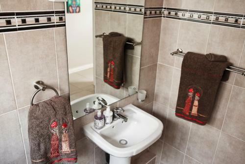 Seaview Manor Exquisite Bed & Breakfast