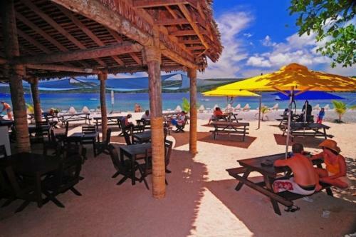 Hotel Hideaway Island Resort