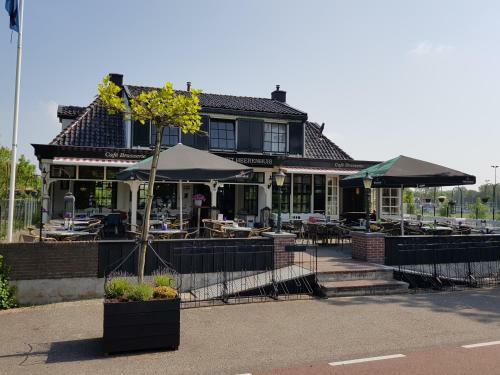 Bed & Breakfast Caf� Brasserie Het Heerenhuis