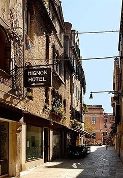 Hotel Mignon