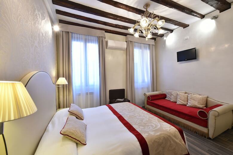 Hotel Villa Rosa