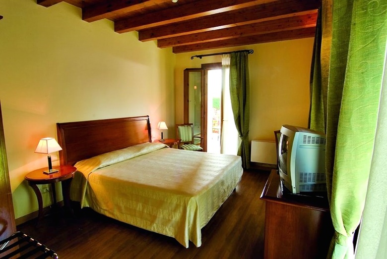 Venice Resort Hotel