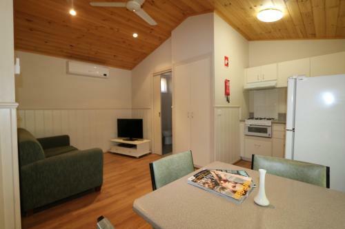 Big4 Ballarat Windmill Holiday Park