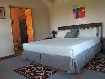 Hotel Ellen Bay Inn