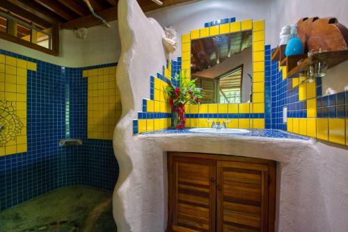 Omega Tours Eco-jungle Lodge