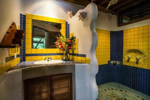 Omega Tours Eco-jungle Lodge