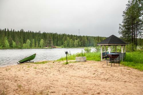 Hallan Akka Apartments