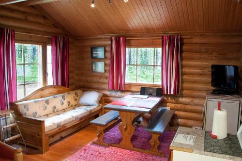 Hallan Akka Apartments