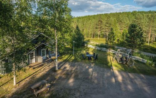 Hallan Akka Apartments