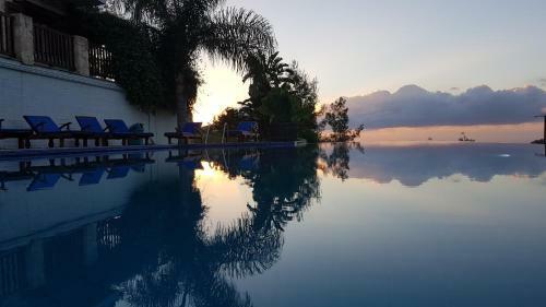 Demetriou Paradisos Hills Hotel