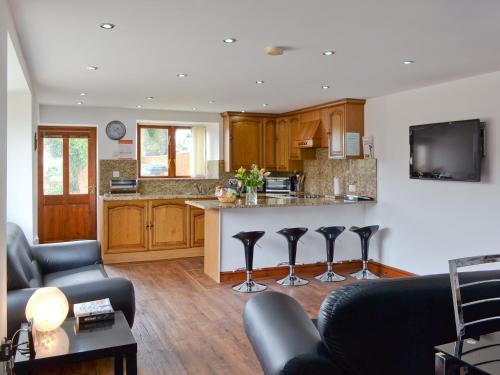 Roslyn Cottage