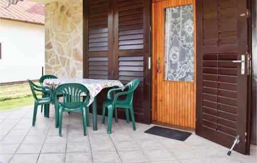 Holiday Home Almos U.-balatonber�ny