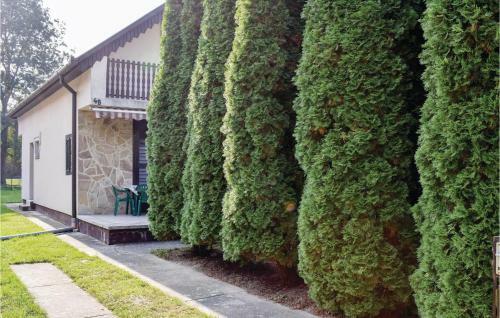 Holiday Home Almos U.-balatonber�ny