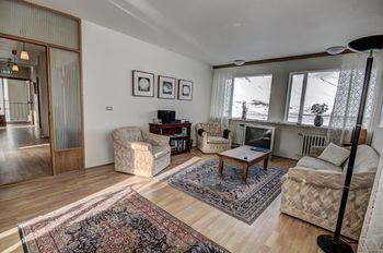 S�ma Hostel