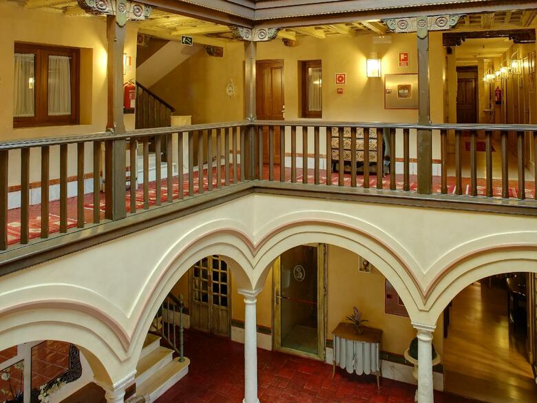 Hotel Sacrist�a De Santa Ana