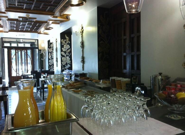 Hotel Sacrist�a De Santa Ana